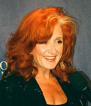 Bonnie Raitt 2000.jpg