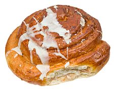 Cinnamon-Roll-US-Bakery