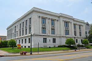 Madison County Courthouse in Edwardsville