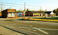 Intersection of TN-287 and TN-379, with city hall and library on the right