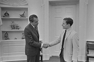 Nixon Contact Sheet WHPO-4185 (cropped)