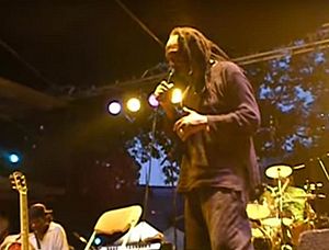 ThomasMapfumo2011.jpg