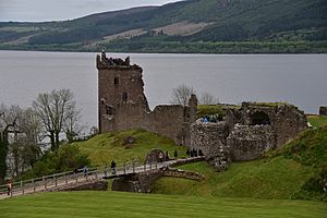 Urquhart Castle 2017-05-22.jpg