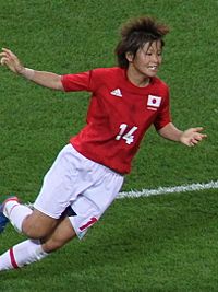 Asuna Tanaka 2012 (cropped).jpg