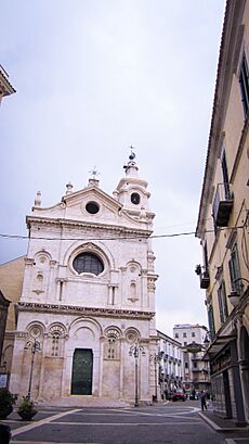 Foggia, cattedrale da via Arpi