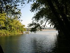 Fourteen Mile Creek mouth