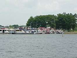 Lake Kinkaid, Illinois.JPG