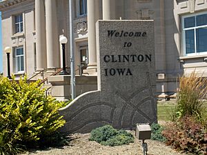 Welcome sign - Clinton, Iowa