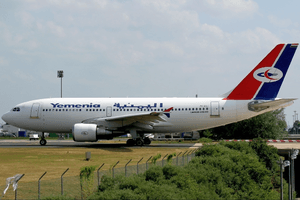 Yemenia A310-300 7O-ADJ CDG 2005-7-2