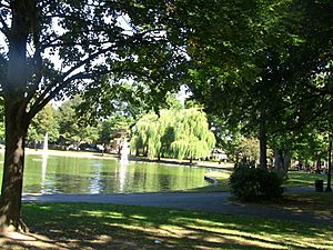 Bowne Park Lake, Flushing, NY