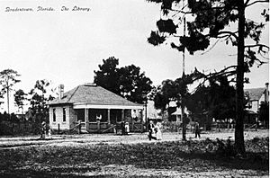 Bradentown Library