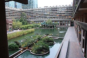 Central ponds, Barbican Estate