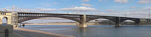 Eads Bridge panorama 20090119