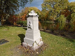 Ernie Banks grave