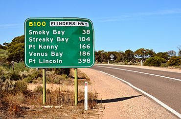 Highway sign, Ceduna, 2017 (01).jpg