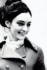 Peggy Fleming 1969 (cropped)