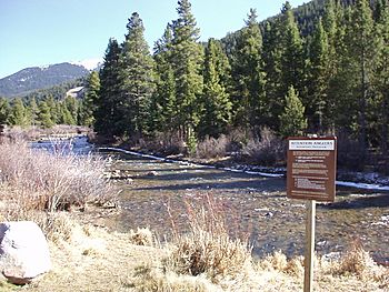 Snake River mit Anglerschild.jpg