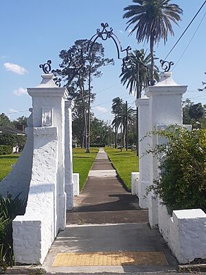 Venetia Gates to Ortega