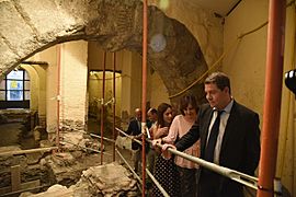 Visita a las obras de rehabilitación de la Mezquita de Tornerías (29715908478)