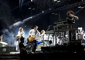 Arcade Fire (27463874647).jpg