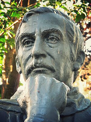 Ilhan selcuk statue detail.jpg