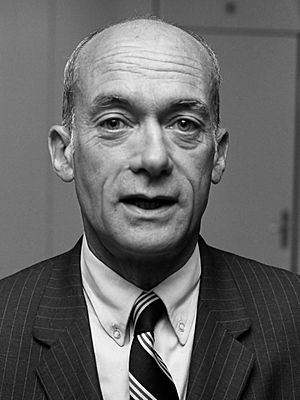 Kingdon Gould (1973).jpg