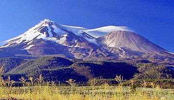 Mt. Shasta - Mt. Shastina, CA 9-13 (22389574240).jpg