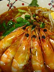 Prawn mee with whole shrimp.jpg