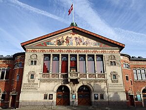 Aarhus Teater (front)