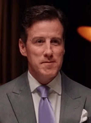 Anton Du Beke in 2019.png