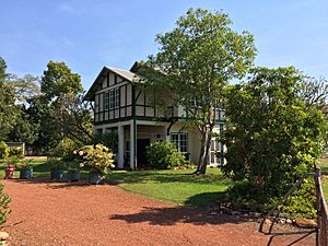 Burnett House at Myilly Point in the Darwin suburb Larrakeyah (1)