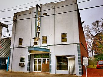 Carver Theater front facade.jpg