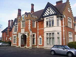 Chorleywood House - geograph.org.uk - 1765059