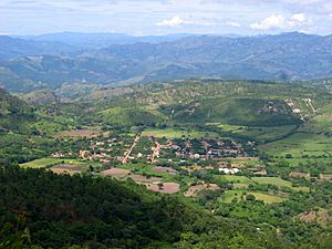 Photograph of Duyure from above.