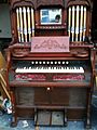 Estey parlor organ