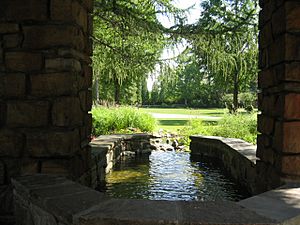 Fountain, Graycliff