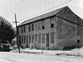 Peterstown House facade