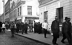 Red guard arrest 1906