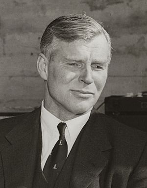 Sir Vivian Fuchs, 1958 (cropped).jpg