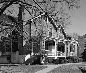 Soldiers-Home-Lincoln-Cottage