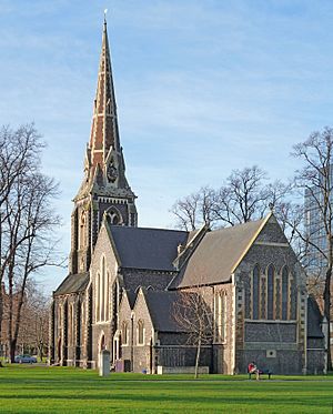 Turnham Green Church 3.jpg