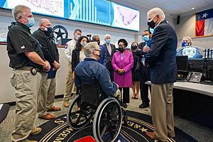 Biden visits Texas after winter storm damage (1)