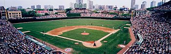 Bob-horsch-wrigley-field-panoramic