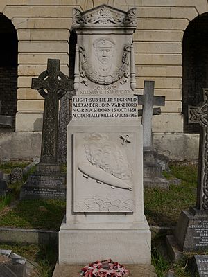 Brompton Cemetery, London 37