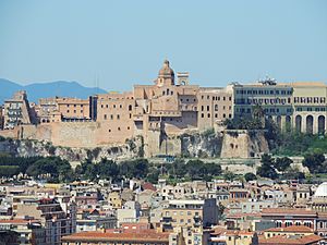 East walls, under the Cathedral and the Royal Palace