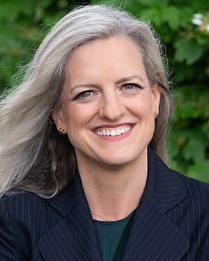 Janet Cowell Headshot (cropped).jpg