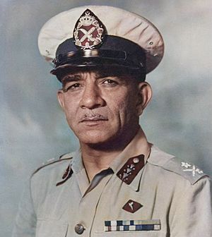 Mohamed Naguib1952.jpg