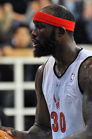 Reggie evans (basketball).jpg