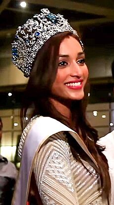 Srinidhi Shetty (cropped)