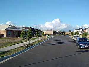 Topaz Crescent Logans Reserve